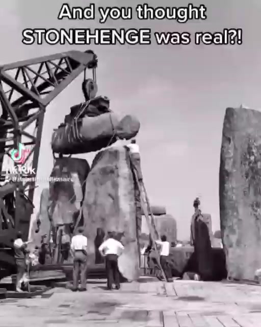 fake earth?! what year is it?