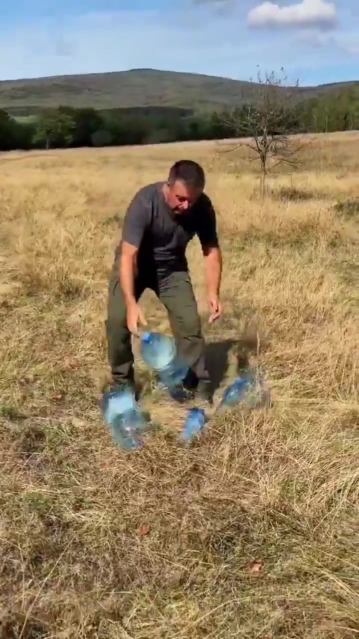 how to carry water during a disaster like a pro….